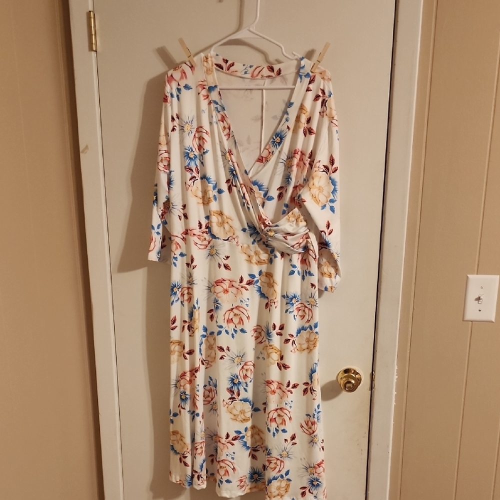 Source Unknown Cream Orange Flutter Sleeve Midi Dress